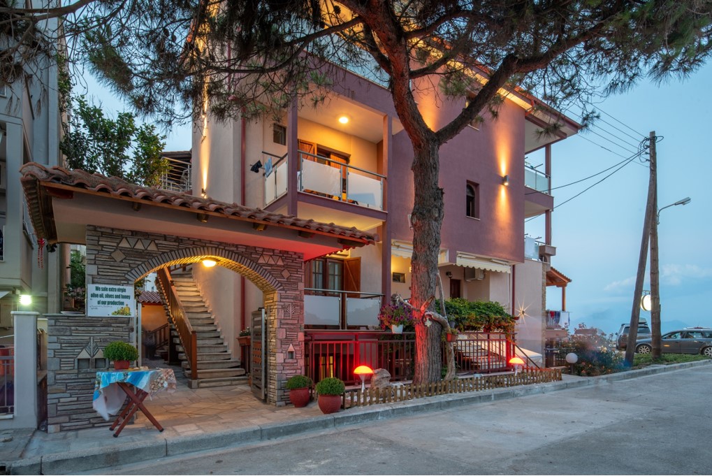 stavros rooms and apartments sarti sithonia 3