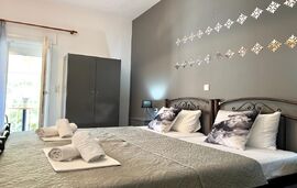 Mavrogiannis Anastasios Studios, Potos, Thassos