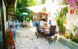 Niko Haus, Nea Potidea, Kassandra