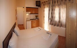 Poppis Studios, Kallithea, Kassandra, first floor