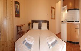 Poppis Studios, Kallithea, Kassandra, first floor