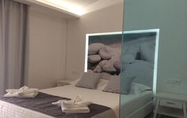 Muses Studios, Potos, Thassos