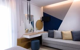 Muses Studios, Potos, Thassos