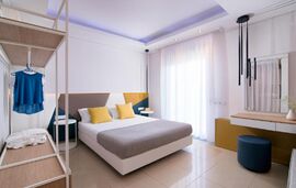 Muses Studios, Potos, Thassos