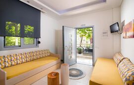 Muses Studios, Potos, Thassos