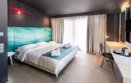 Muses Studios, Potos, Thassos