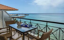 The Meltemaki Apartments, Nea Skioni, Kassandra