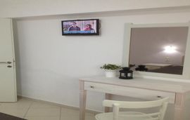 maria villa polichrono kassandra 28