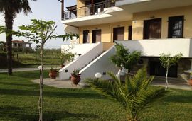 maria villa polichrono kassandra 8