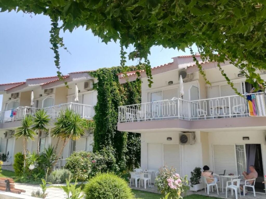 Christina Apartments, Fourka, Kassandra