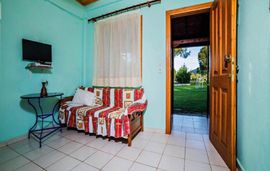 rena house vourvourou sithonia 4 bed apartment 2