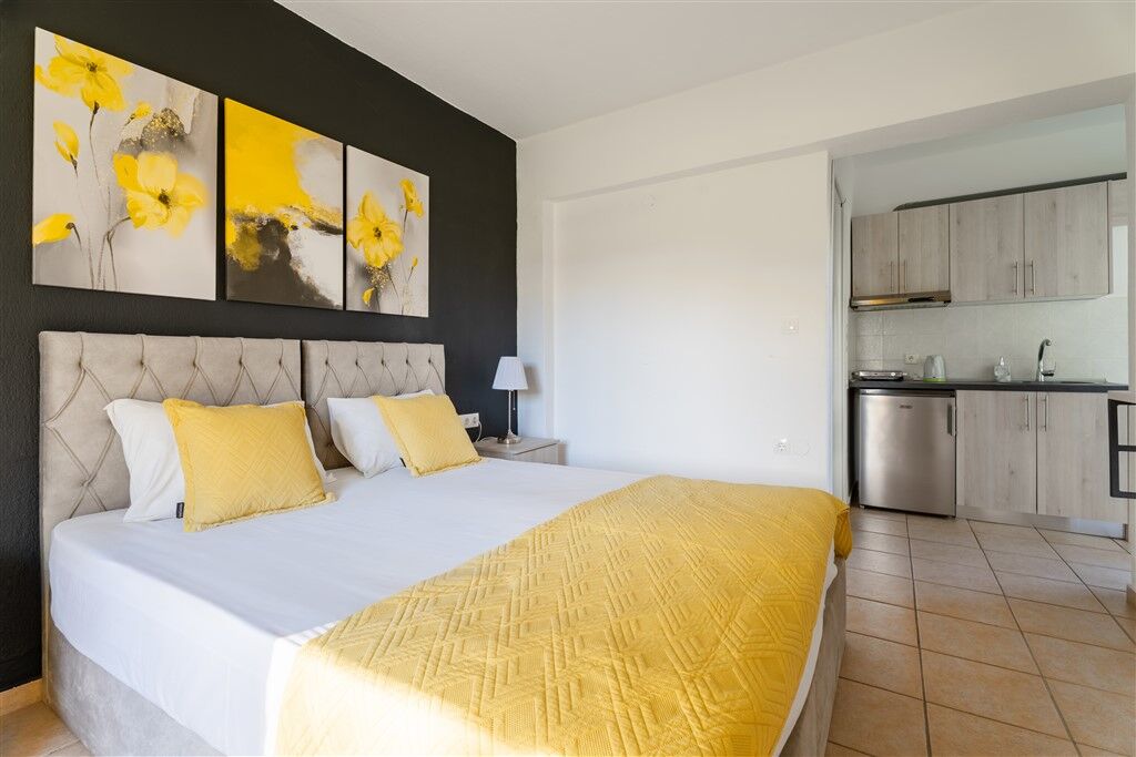 Chrissi Ammoudia Studios and Apartments, Toroni, Sithonia