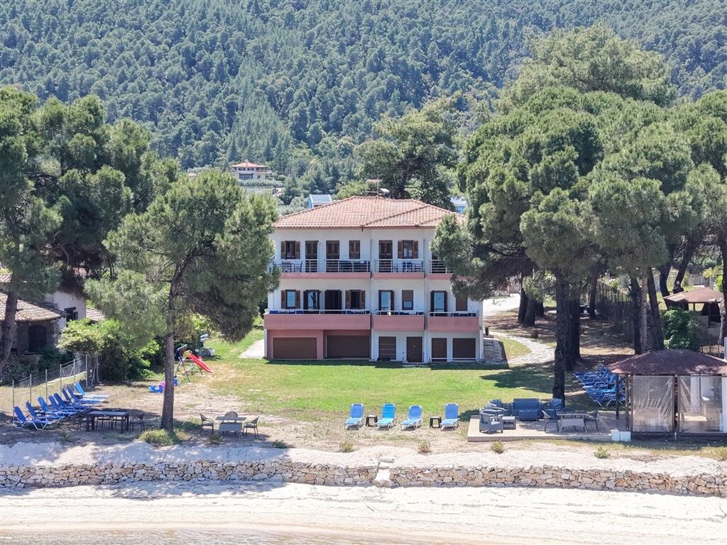 Efi Studios, Vourvourou, Sithonia