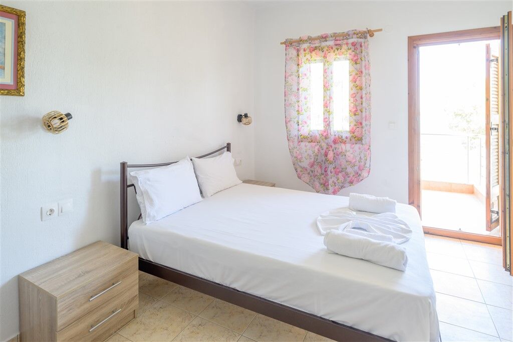 Efi Studios, Vourvourou, Sithonia