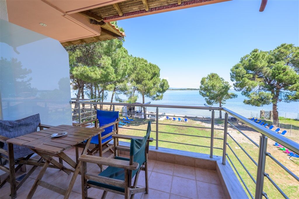 Efi Studios, Vourvourou, Sithonia