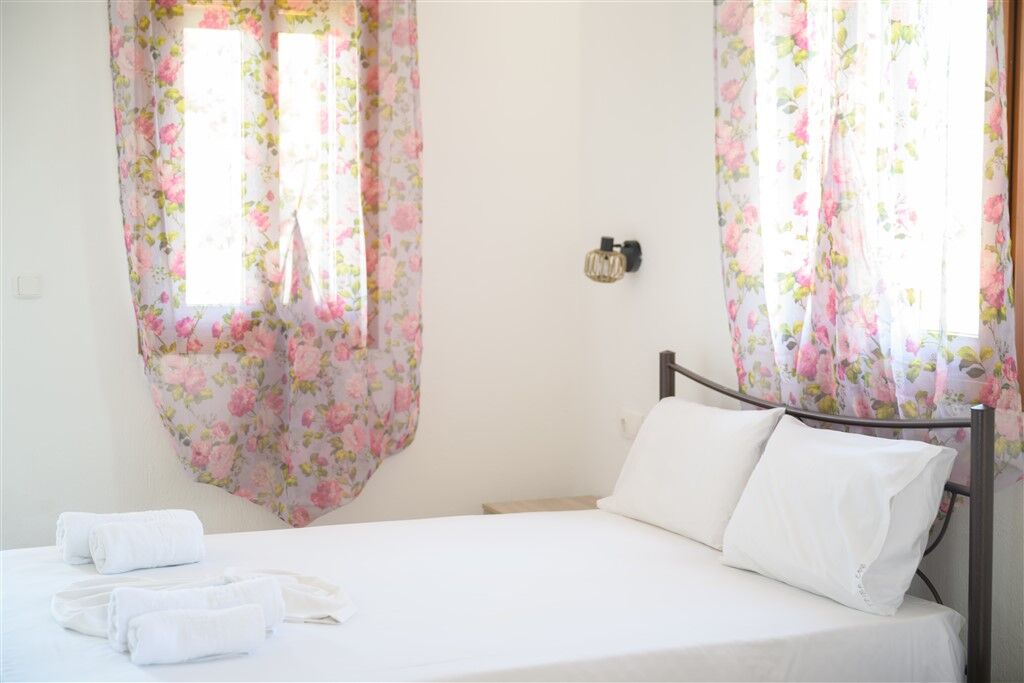 Efi Studios, Vourvourou, Sithonia