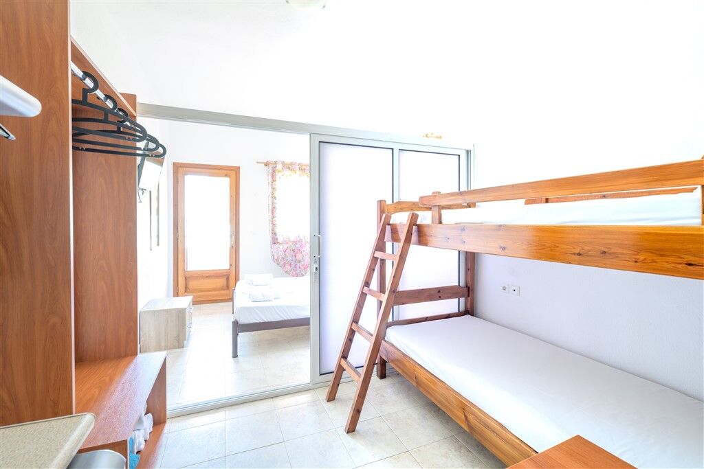 Efi Studios, Vourvourou, Sithonia