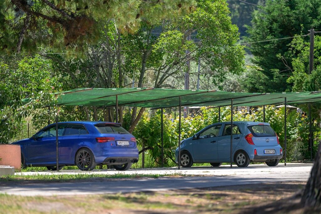 Efi Studios, Vourvourou, Sithonia