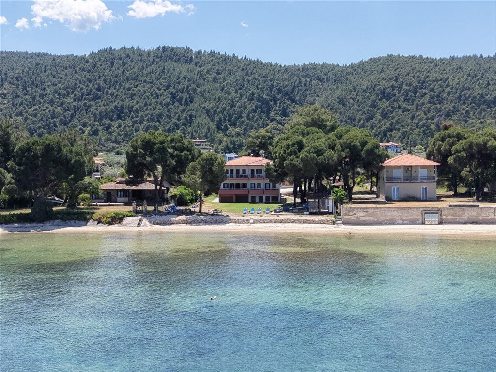 Efi Studios, Vourvourou, Sithonia