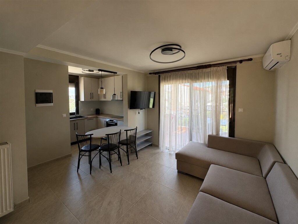 Bella Maria Villa, Metamorfosi, Sithonia