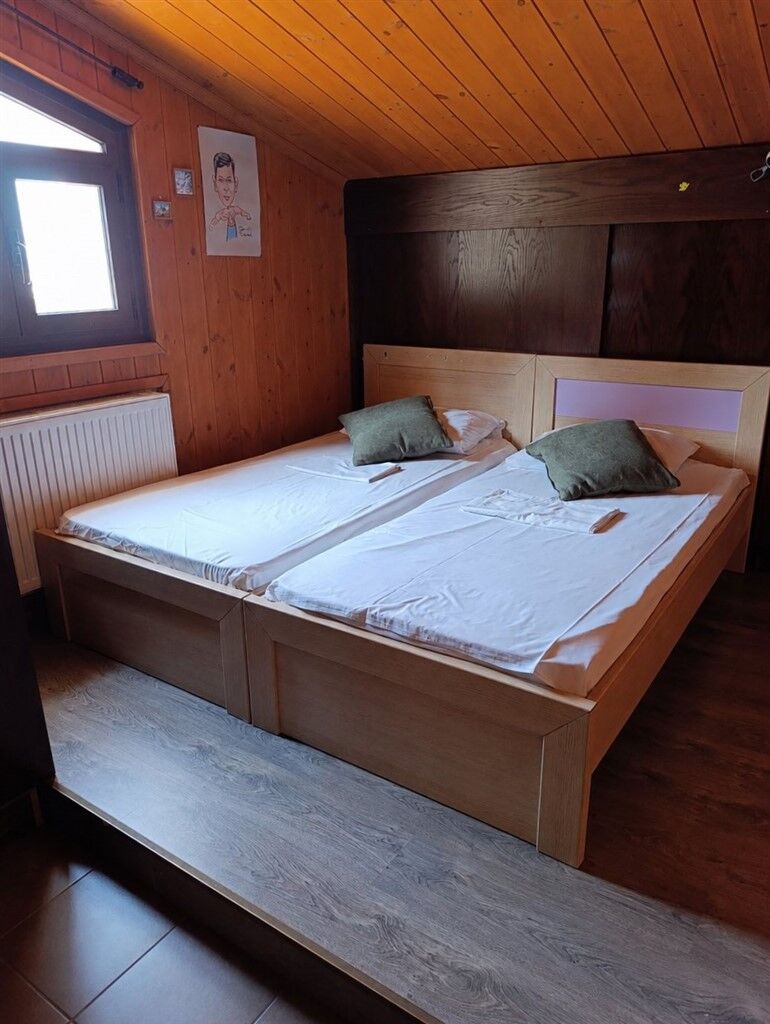 Bella Maria Villa, Metamorfosi, Sithonia