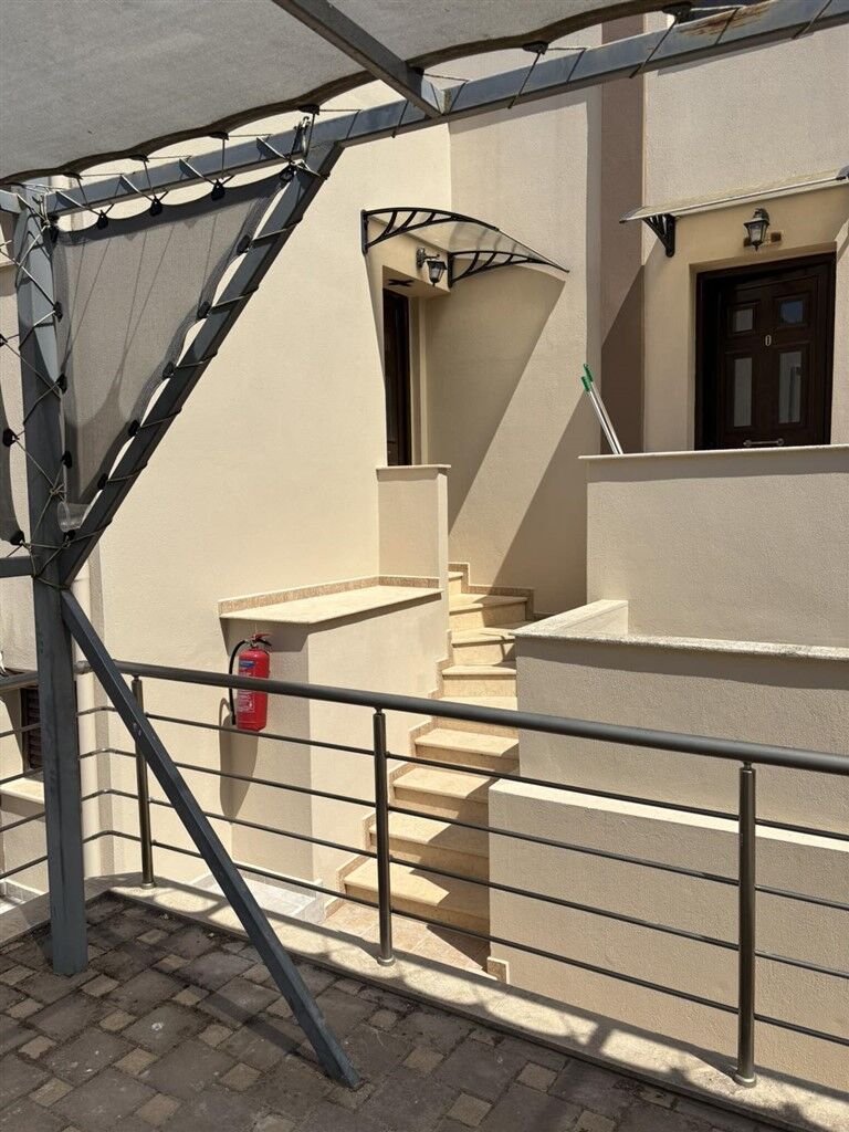 Bella Maria Villa, Metamorfosi, Sithonia