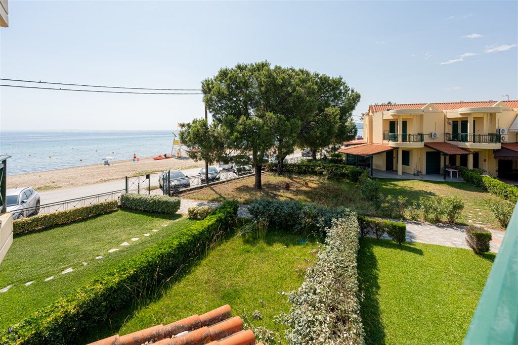 Eva's Houses, Nikiti, Sithonia