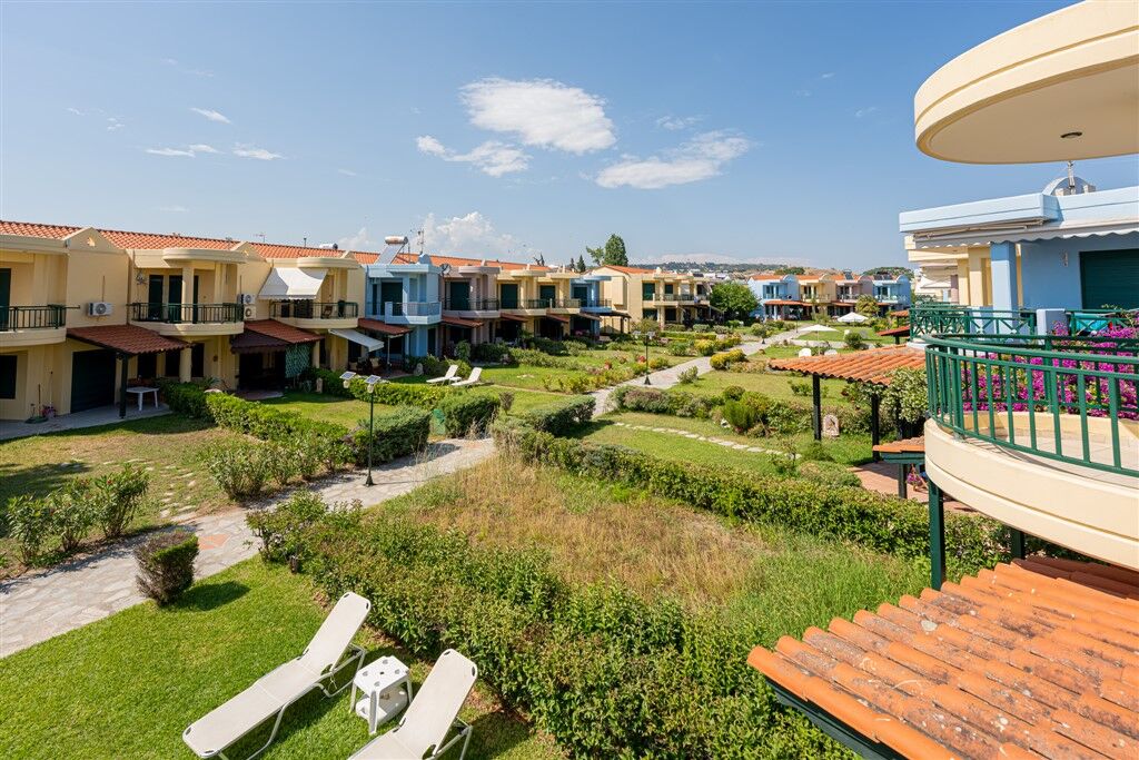Eva's Houses, Nikiti, Sithonia
