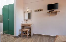 Akti Psarogiannis   Akti House, Vourvourou, Sithonia