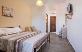 Akti Psarogiannis   Akti House, Vourvourou, Sithonia