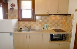 Akti Psarogiannis   Akti House, Vourvourou, Sithonia