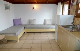 Akti Psarogiannis   Akti House, Vourvourou, Sithonia