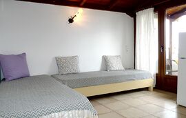 Akti Psarogiannis   Akti House, Vourvourou, Sithonia