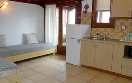 Akti Psarogiannis   Akti House, Vourvourou, Sithonia