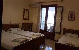 hatzis house nikiti sithonia 5 bed duplex apartment back side 2