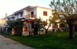 hatzis house nikiti sithonia 8
