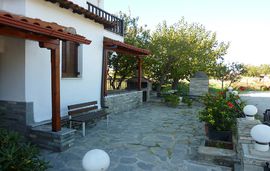 hatzis house nikiti sithonia 9