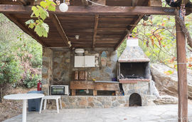 Αlexander Ηaus, Νikiti, Sithonia