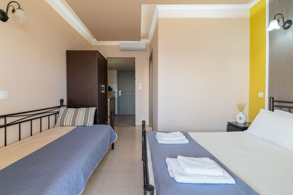 Magda Sea View Rooms, Neos Marmaras, Sithonia