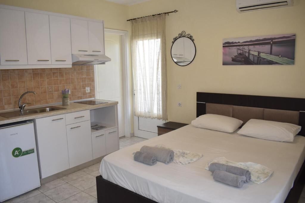 Fotini's Studios, Toroni, Sithonia