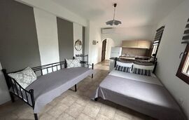 Filio Sonia Studios, Vourvourou, Sithonia