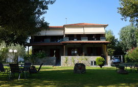 anna pousi studios ormos panagias sithonia 14