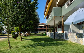 anna pousi studios ormos panagias sithonia 16