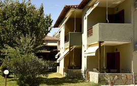 anna pousi studios ormos panagias sithonia 17