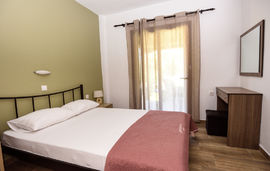 anna pousi studios ormos panagias sithonia 5 bed duplex apartment 6