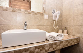 anna pousi studios ormos panagias sithonia 5 bed duplex apartment 8