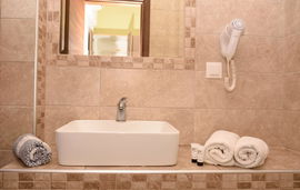 anna pousi studios ormos panagias sithonia studio 13