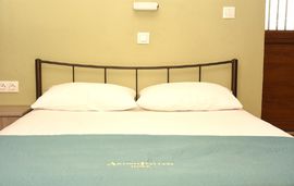 anna pousi studios ormos panagias sithonia studio 17