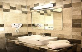 anna pousi studios ormos panagias sithonia studio 21