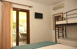 anna pousi studios ormos panagias sithonia studio 25